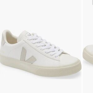 Veja Women's Cream and White Sneakers
